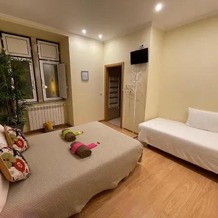 Porta10 Hostel *